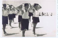 alumnos-en-clase-de-gimnasia-2